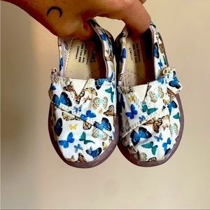 TOMS Toddler girls butterfly classic slip on